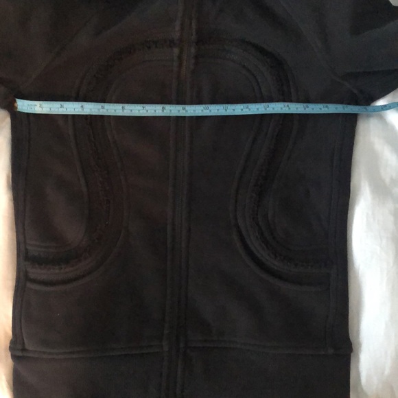 Lululemon Scuba Style Zip up Sweatshirt (without hood)!!! - Picture 6 of 6